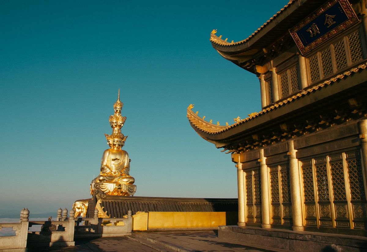 Emei Shan golden temple for Buddhist pilgrimage route in China