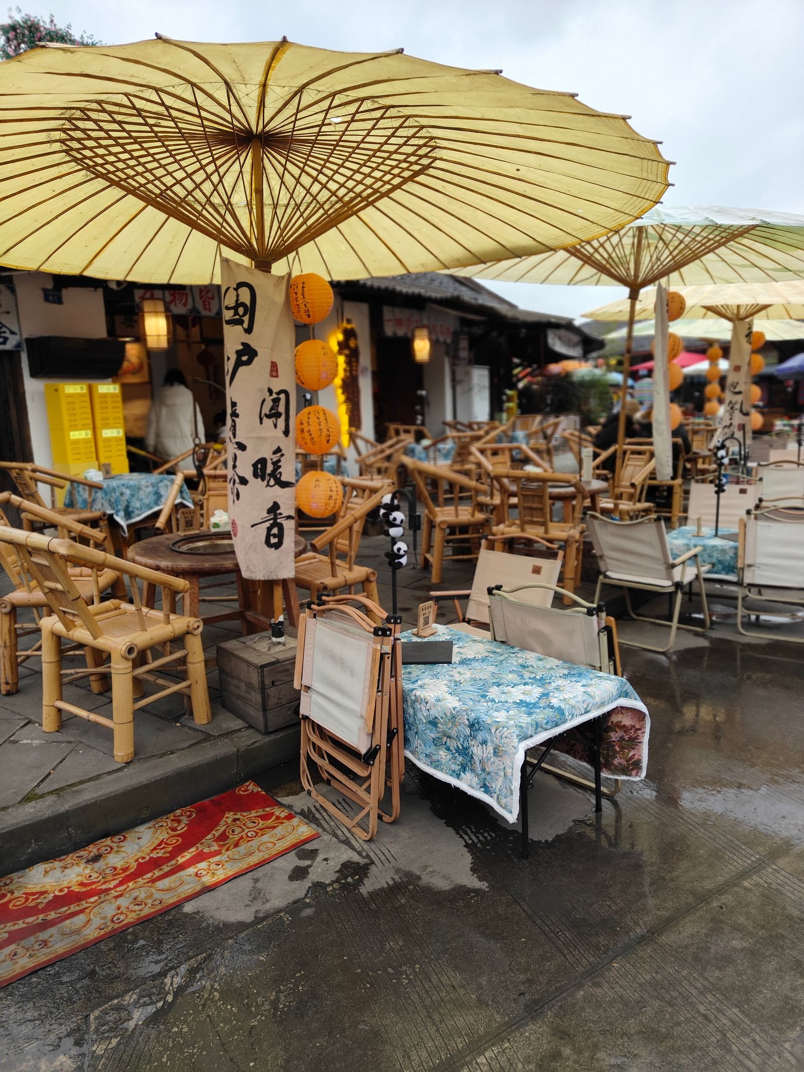 Chengdu teahouse for southwest China culture and tea travel